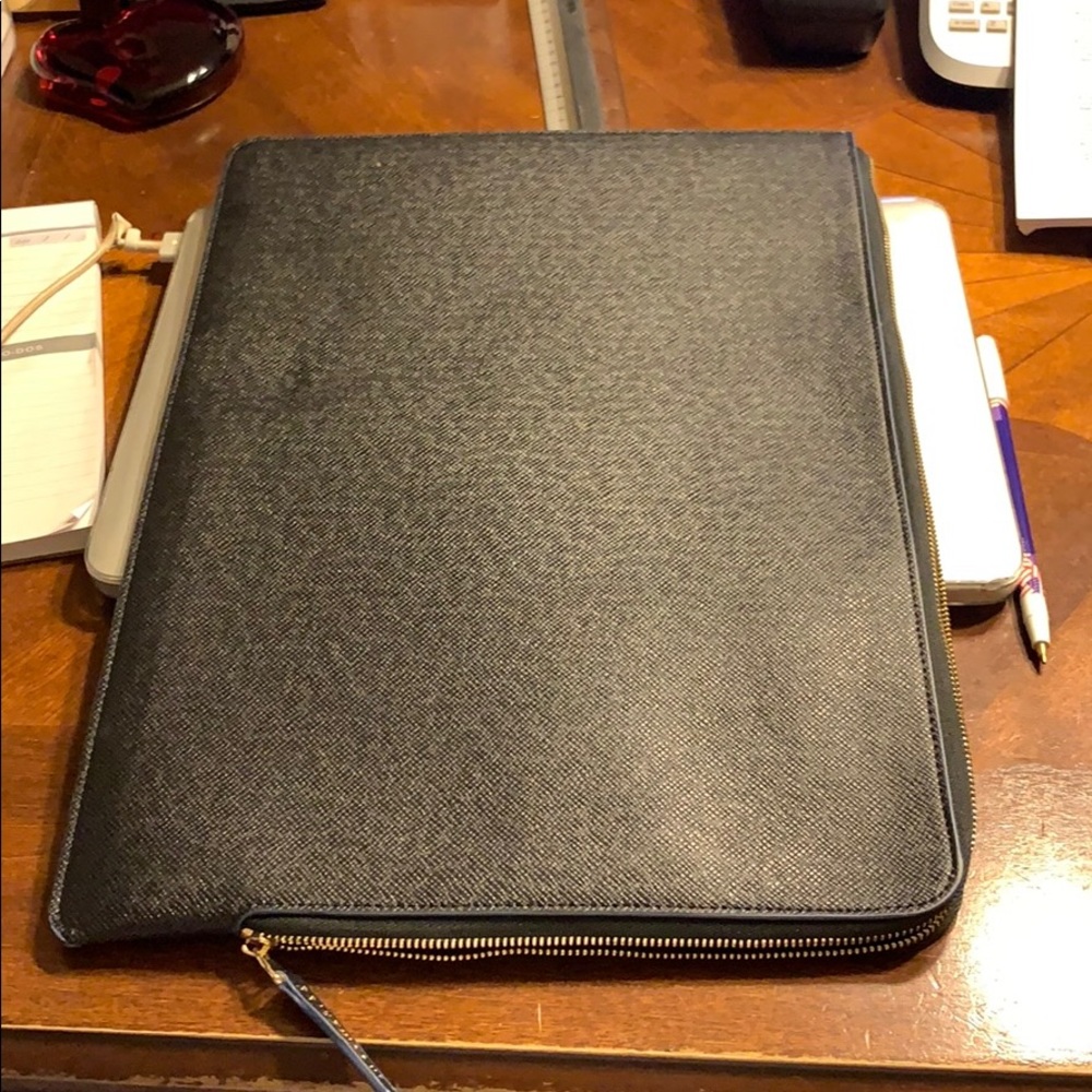 NWOT Computer cover or paper envelope in Navy Blue